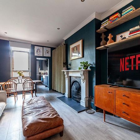 Arte Stays - 2 Bed Luxurious Flat, Garden, 5Min Dalston St., Parking Available, Serviced Accommodation - Up To 5 Ppl Londra Dış mekan fotoğraf